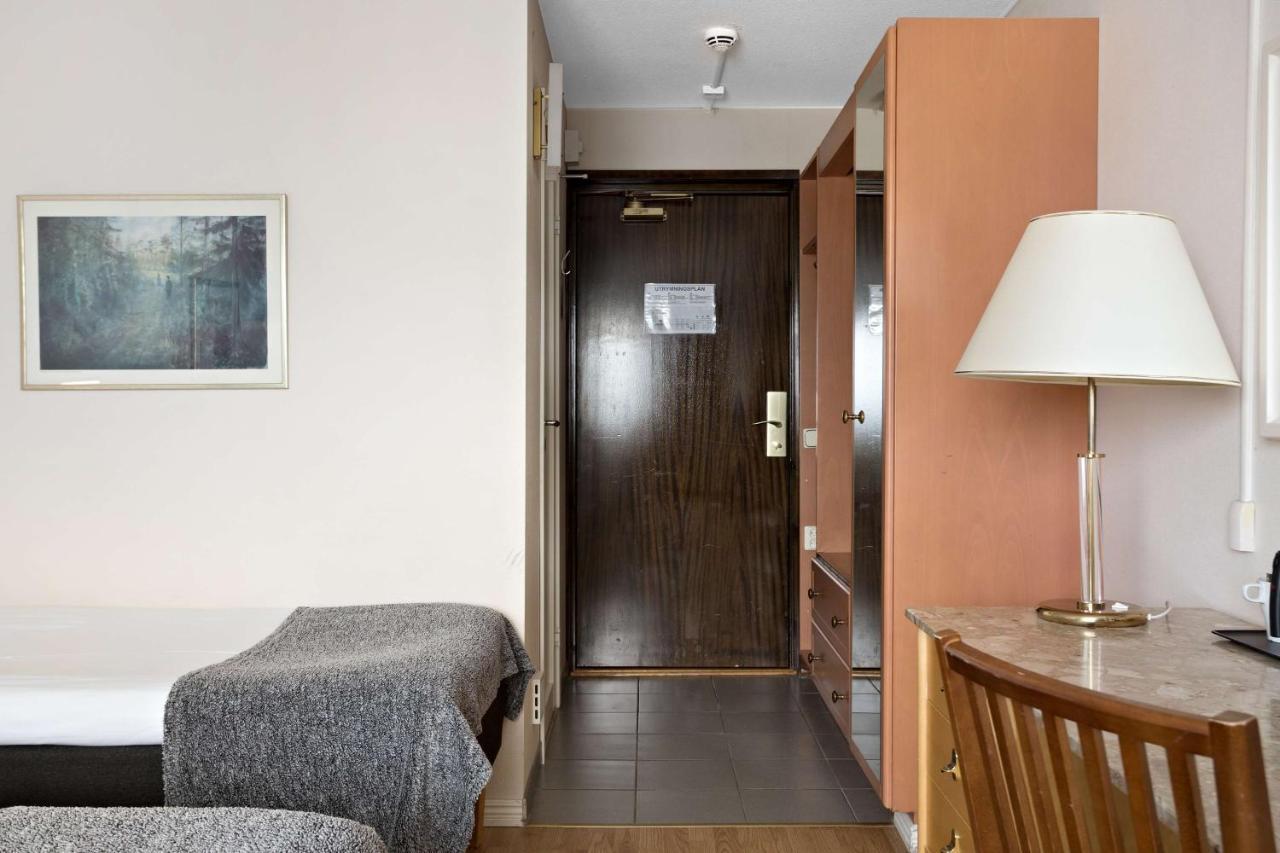 เบสต์ เวสเทิร์น กุสตาฟ เฟรอดิง โฮเต็ล แอนด์ คอนเฟอเรนซ์ Hotel คาร์ลสตัด ภายนอก รูปภาพ