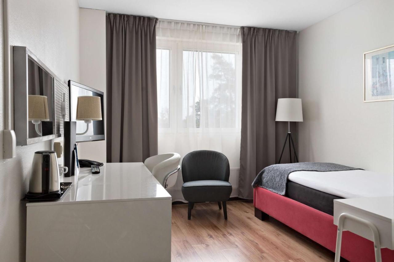 เบสต์ เวสเทิร์น กุสตาฟ เฟรอดิง โฮเต็ล แอนด์ คอนเฟอเรนซ์ Hotel คาร์ลสตัด ภายนอก รูปภาพ